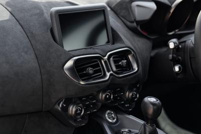 2021 Aston Martin Vantage