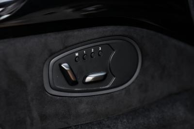 2021 Aston Martin Vantage