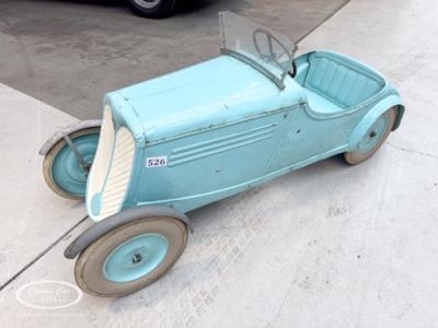 1900 Trapauto&#039;&#039;s blue