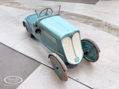 1900 Trapauto&#039;&#039;s blue