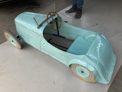 1900 Trapauto&#039;&#039;s blue