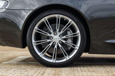 2015 Aston Martin DB9