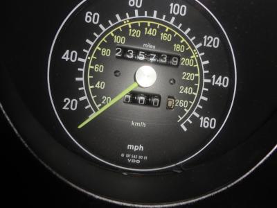 1987 Mercedes - Benz 560 SL Creme