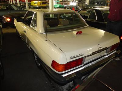 1987 Mercedes - Benz 560 SL Creme