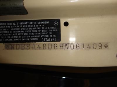 1987 Mercedes - Benz 560 SL Creme