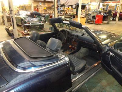 1982 Mercedes - Benz 380SL blue