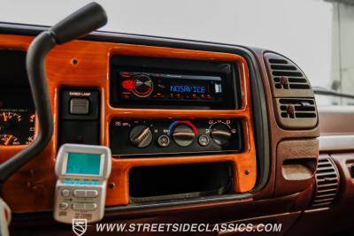 1995 Chevrolet C1500 Silverado Regency Conversion