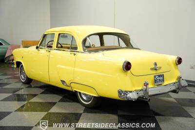 1953 Ford Mainline Fordor