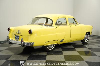 1953 Ford Mainline Fordor