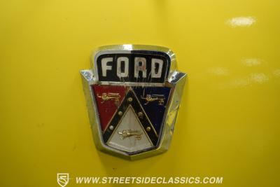 1953 Ford Mainline Fordor