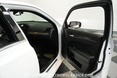 2012 Chrysler 300 SRT-8