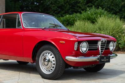 1967 Alfa Romeo GIULIA SPRINT GT VELOCE