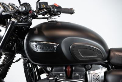 2017 Triumph BONNEVILLE T100 BLACK