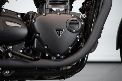 2017 Triumph BONNEVILLE T100 BLACK