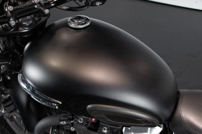 2017 Triumph BONNEVILLE T100 BLACK