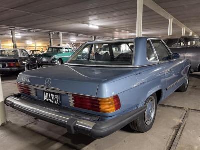 1975 Mercedes - Benz 450SL  no. 2240