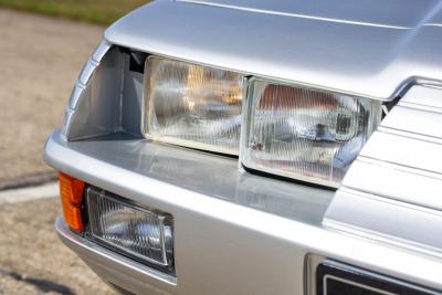 1989 Aston Martin V8