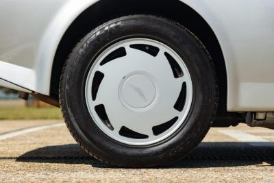 1989 Aston Martin V8