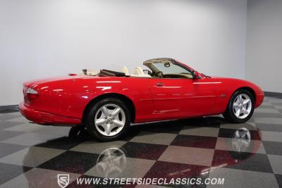 1999 Jaguar XK8 Convertible