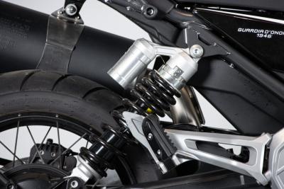 2022 Moto Guzzi V85 TT GUARDIA D&rsquo;ONORE 1946