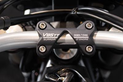 2022 Moto Guzzi V85 TT GUARDIA D&rsquo;ONORE 1946