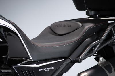 2022 Moto Guzzi V85 TT GUARDIA D&rsquo;ONORE 1946