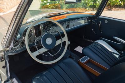 1965 Mercedes - Benz 230 SL