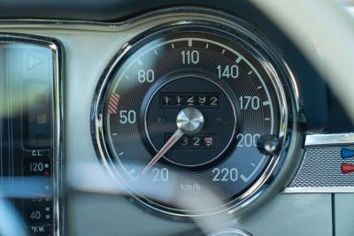 1965 Mercedes - Benz 230 SL