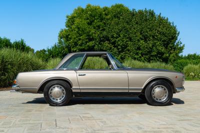1969 Mercedes - Benz 280 SL
