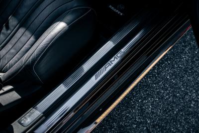 2017 Mercedes - Benz AMG S63