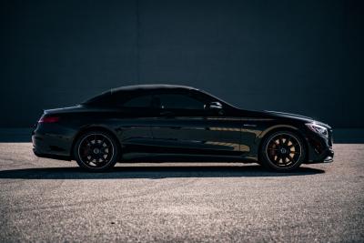 2017 Mercedes - Benz AMG S63