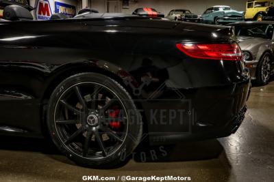 2017 Mercedes - Benz AMG S63