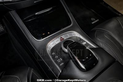 2017 Mercedes - Benz AMG S63