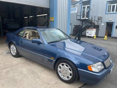 1994 Mercedes - Benz SL320