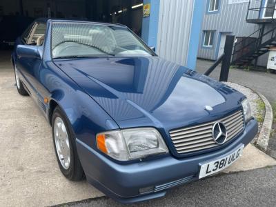 1994 Mercedes - Benz SL320