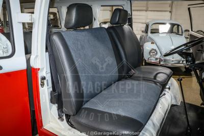 1973 Volkswagen Type 2 Bus