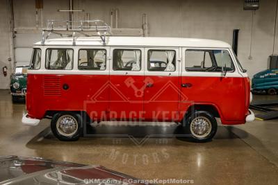 1973 Volkswagen Type 2 Bus