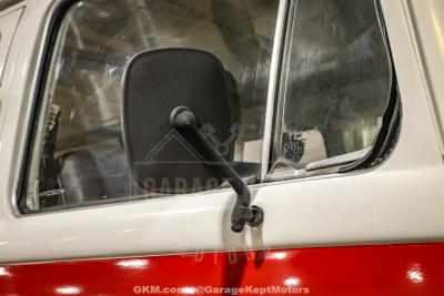 1973 Volkswagen Type 2 Bus