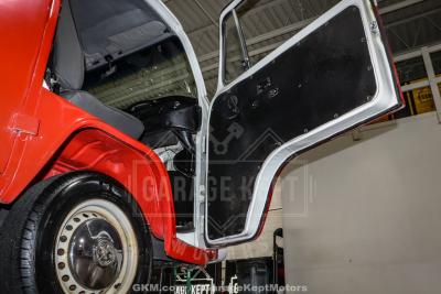 1973 Volkswagen Type 2 Bus