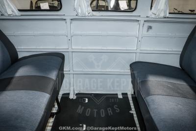 1973 Volkswagen Type 2 Bus