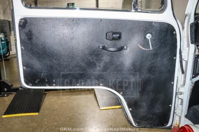 1973 Volkswagen Type 2 Bus