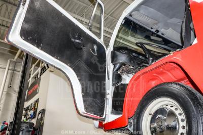 1973 Volkswagen Type 2 Bus