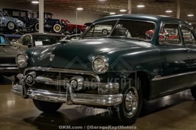 1951 Ford Custom Deluxe
