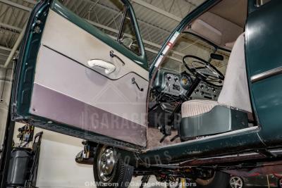 1951 Ford Custom Deluxe