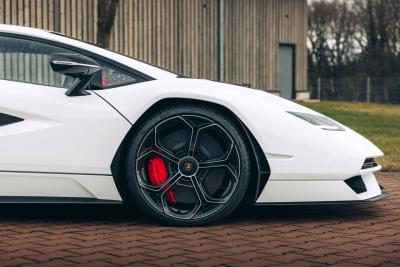 2022 Lamborghini Countach LPI 800-4