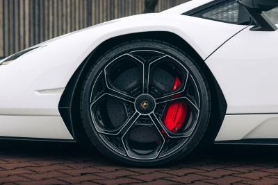 2022 Lamborghini Countach LPI 800-4