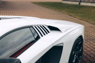 2022 Lamborghini Countach LPI 800-4