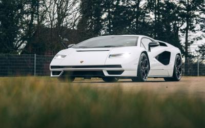 2022 Lamborghini Countach LPI 800-4