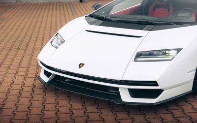 2022 Lamborghini Countach LPI 800-4