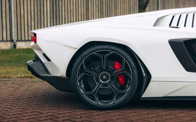 2022 Lamborghini Countach LPI 800-4